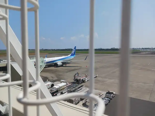 高知龍馬空港 送迎デッキ