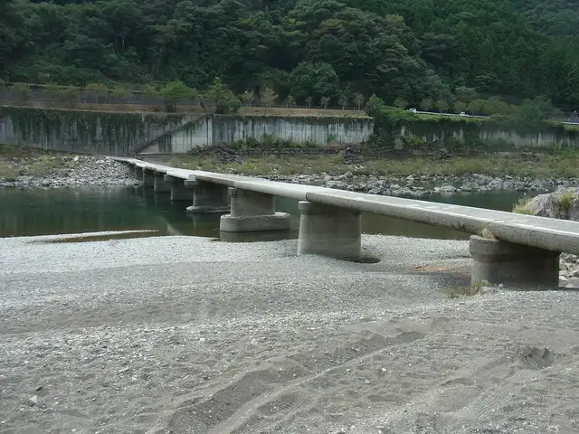 四万十・川の駅 カヌー館