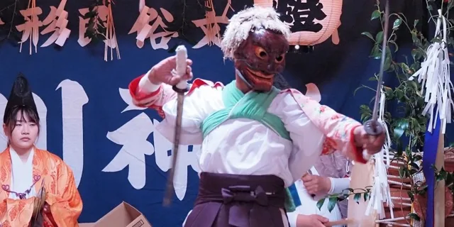 神楽体験 舞と太鼓と囲炉裏料理のチラシ