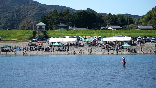 第23回仁淀川国際水切り大会の写真