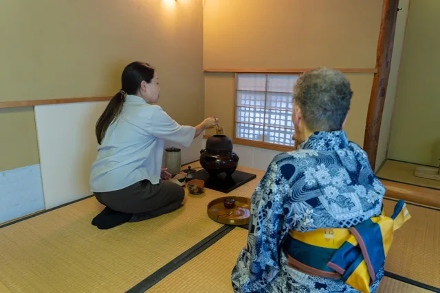 茶室で楽しむ抹茶と亥の子餅のチラシ