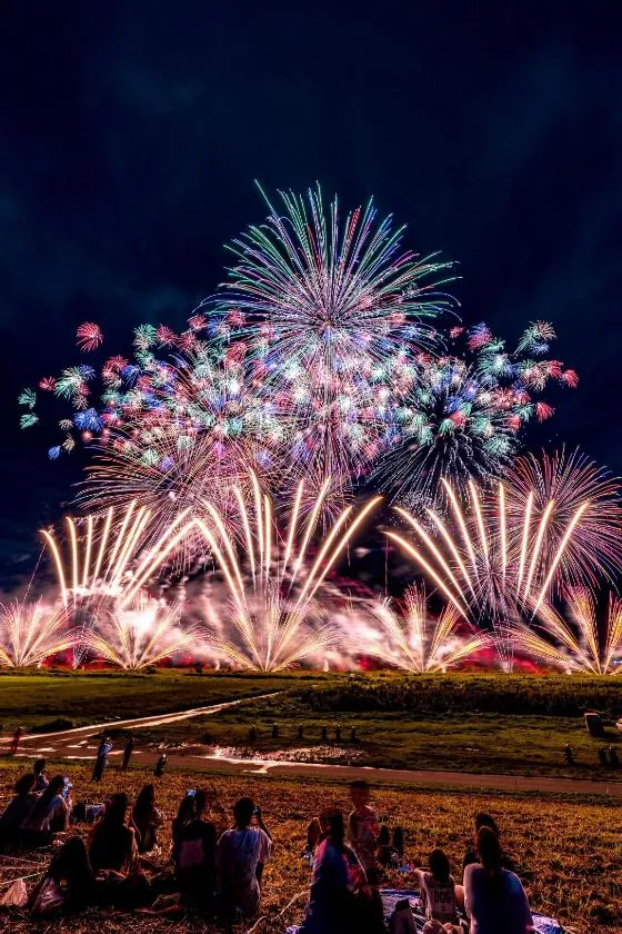 利根川坂東大橋花火大会（公式サイトの写真）